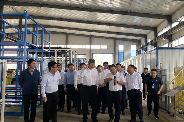 內蒙古自治區黨委常委、通遼市委書記孟憲東攜考察團到一諾環境考察指導